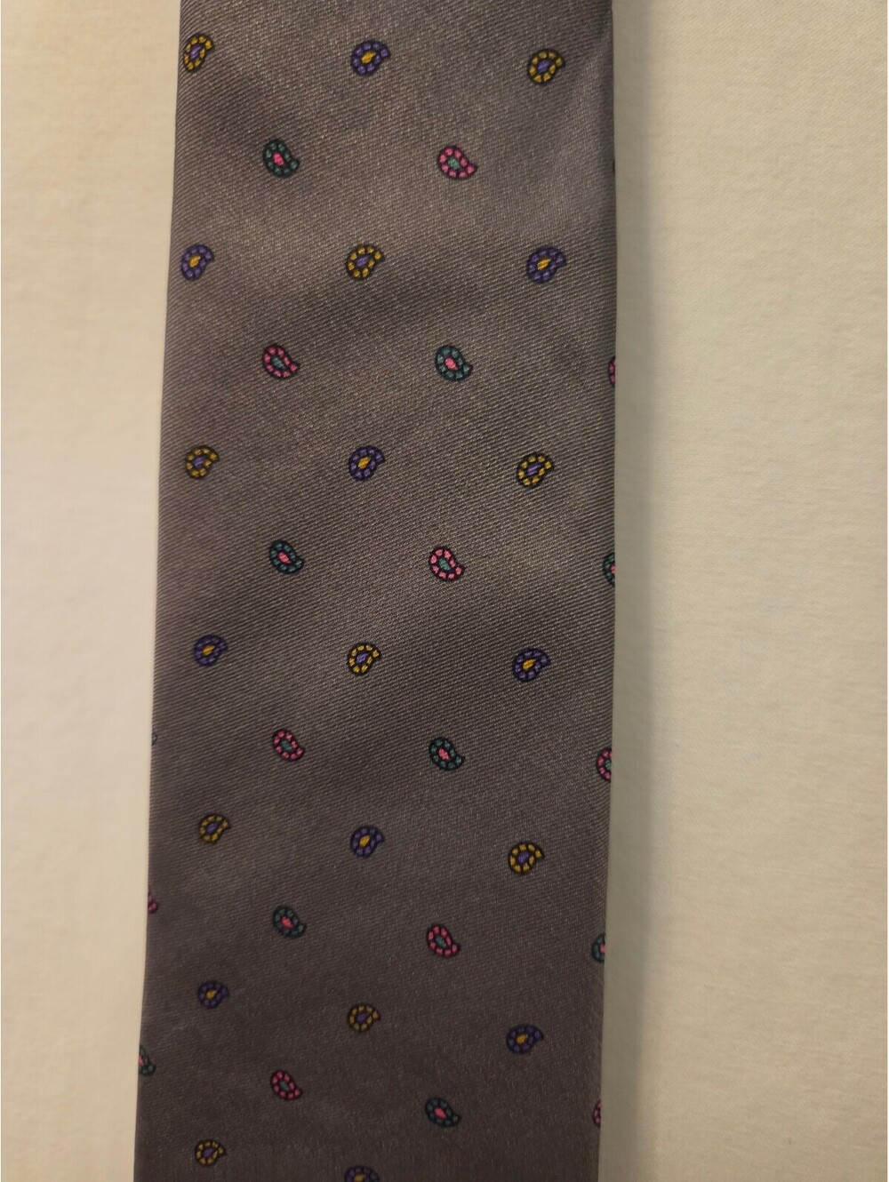 Colours by Alexander Julian All Silk Paisley Pattern Tie